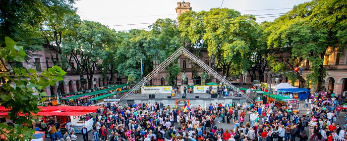 Hội chợ Mataderos là thành phố Buenos Aires