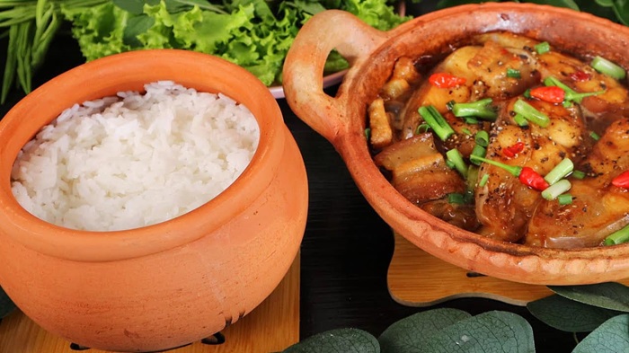 quán cơm niêu Hạ Long - Hoàng Anh