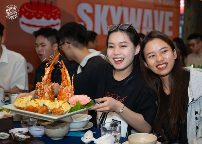 Vựa Hải Sản Bãi Cháy là nhà hàng kết hợp Siêu thị đặc sản hàng đầu tại Hạ Long