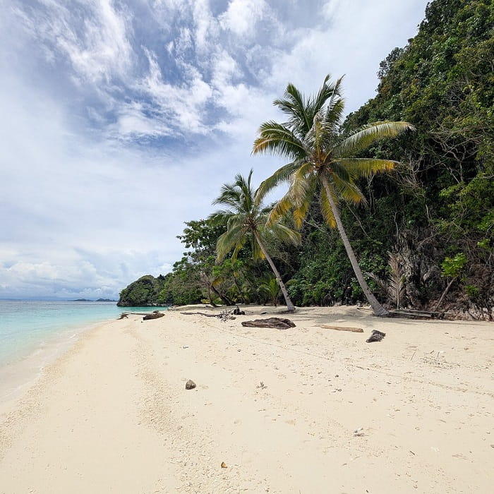 Bãi biển Banos là một trong những bãi biển đẹp ở Indonesia