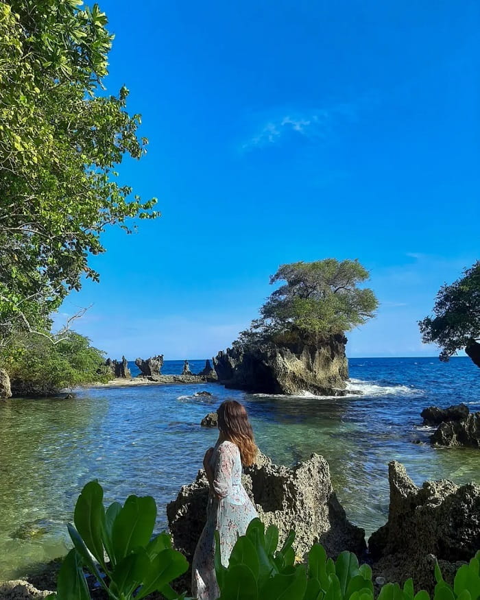 Bãi biển Huluwa là một trong những bãi biển đẹp ở Indonesia