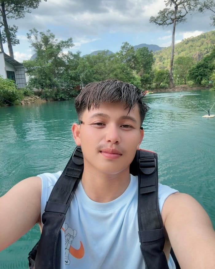 Chiêm ngưỡng hồ Khoun Kong Leng Lào