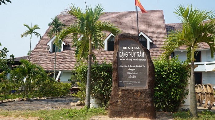 Khu di tích Bệnh xá Đặng Thùy Trâm là điểm tham quan gần giống khu chứng tích Sơn Mỹ Quảng Ngãi