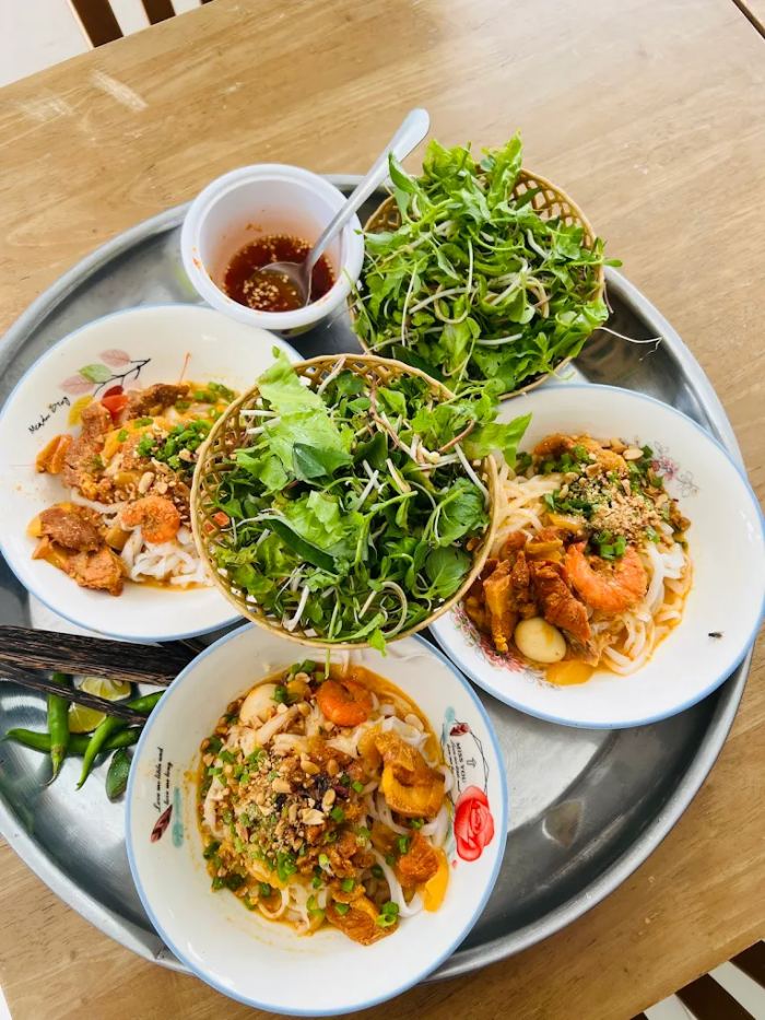  quán mì quảng ngon ở Hội An Mười