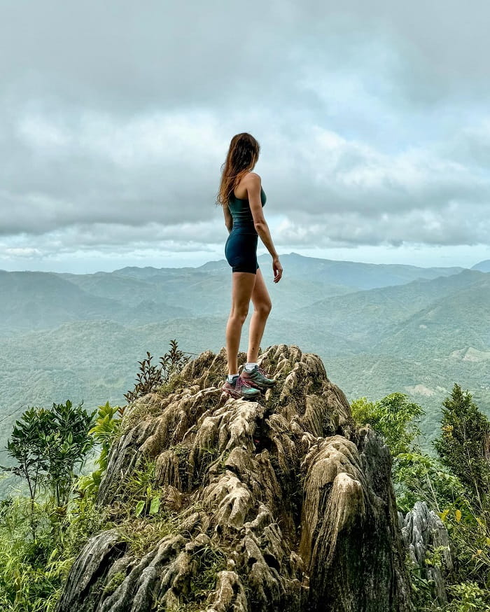 Chinh phục núi Daraitan Philippines