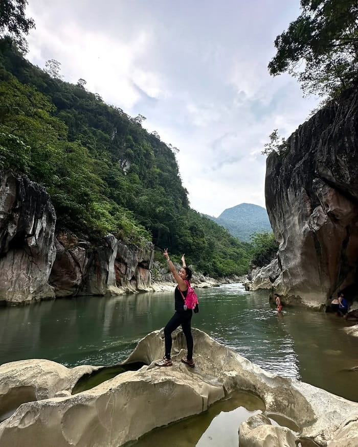 Chinh phục núi Daraitan Philippines