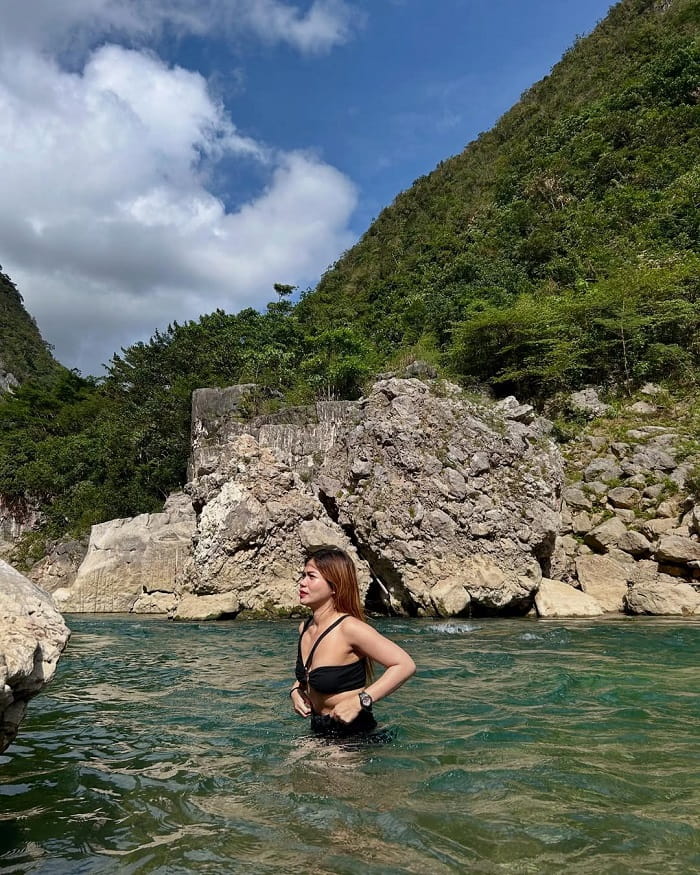 Chinh phục núi Daraitan Philippines