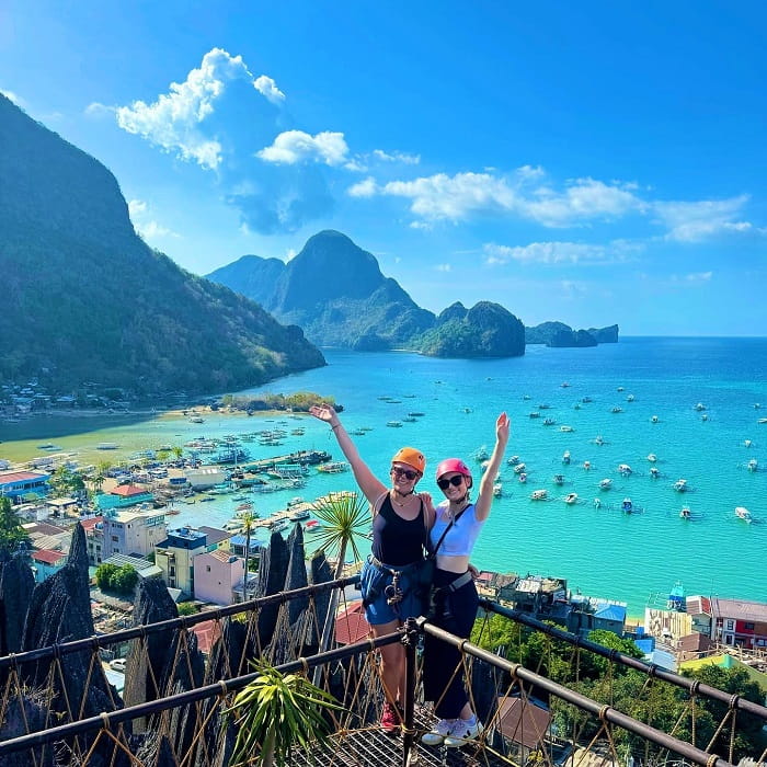 Bacuit Bay là điểm tham quan nổi bật khi du lịch El Nido Philippines