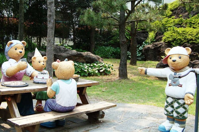 Tham quan bảo tàng gấu Teddy tại hòn đảo Jeju nổi tiếng
