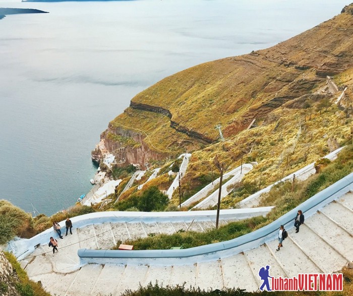 kinh-nghiem-du-lich-santorini-cua-chang-trai-viet-14
