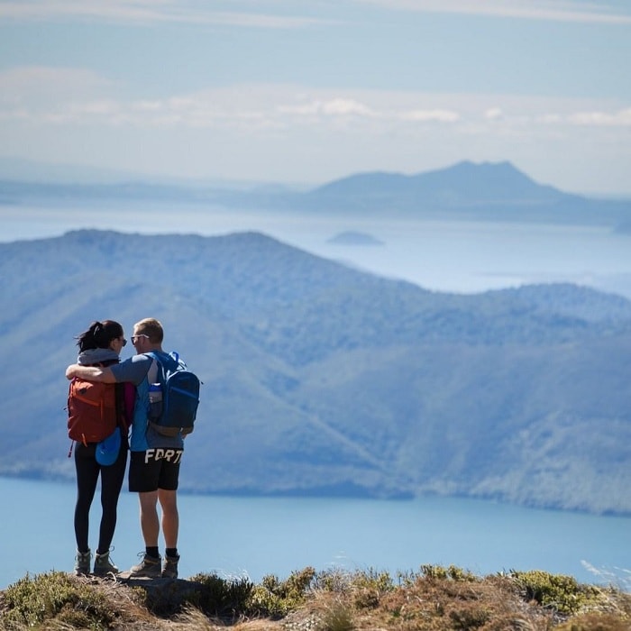 Ngẩn ngơ trước vẻ đẹp của hồ Taupo New Zealand
