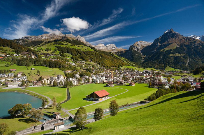 Chiêm ngưỡng cảnh sắc bốn mùa ở đỉnh núi Titlis Thụy Sĩ