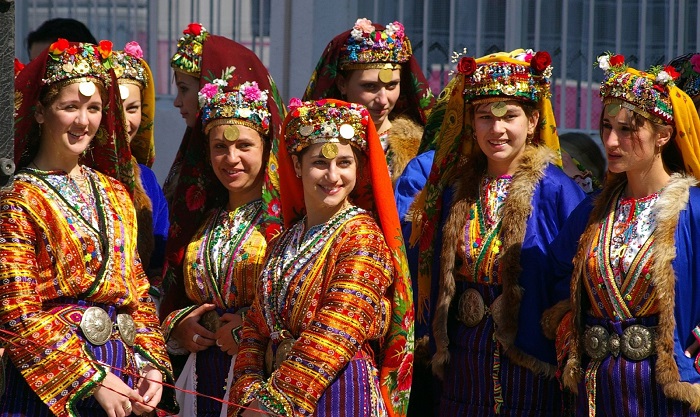 Khám phá những lễ hội ở Bulgaria để thấy nét đẹp văn hóa tại bán đảo Balkan huyền thoại 