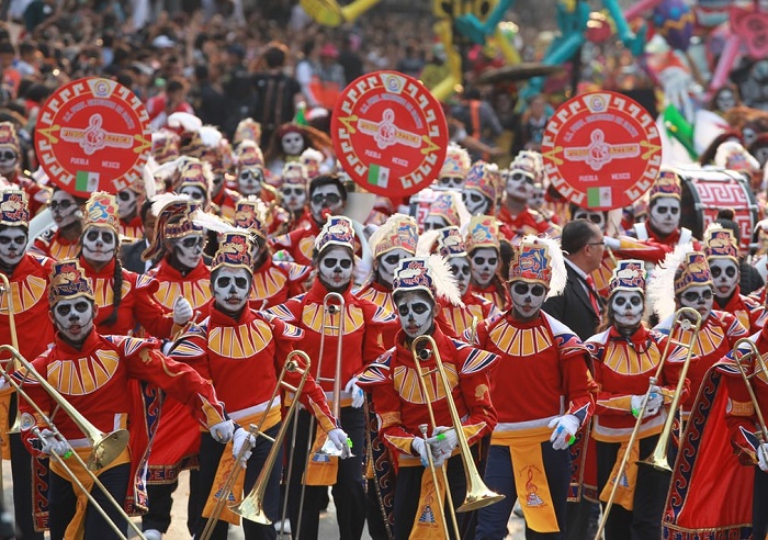 Lễ hội người chết Mexico có thực sự rùng rợn như tên gọi? 