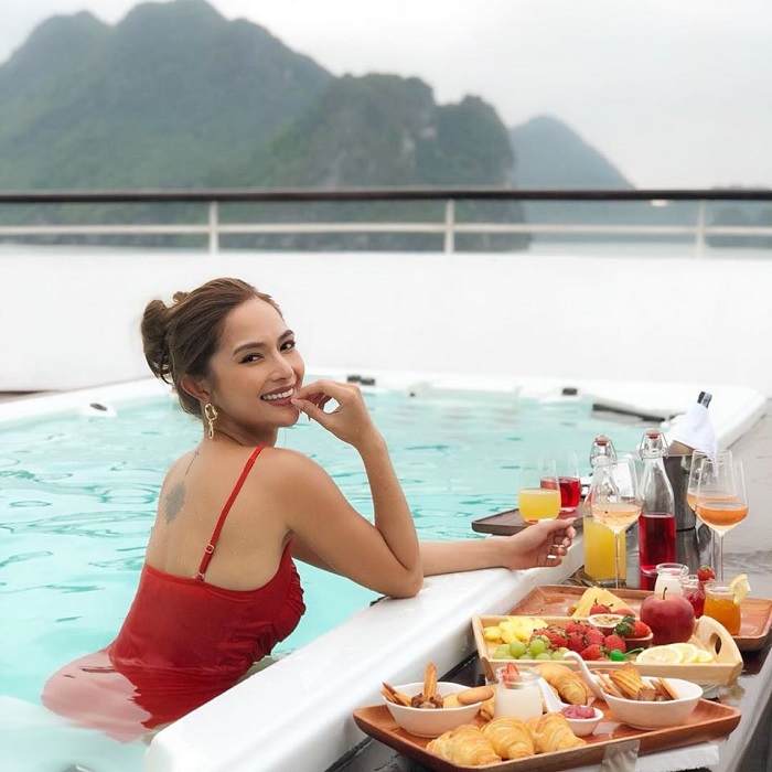 President Cruises Ha Long Cruise Review - Enjoy the wonders of the world right on the deck 