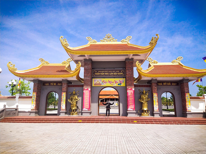 Visit Truc Lam Zen Monastery in Hau Giang - Three gates