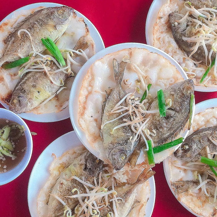 Discover Hue's Chuon Lagoon - Specialty fish pancakes