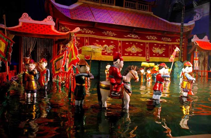 Qinghai water puppet village tour