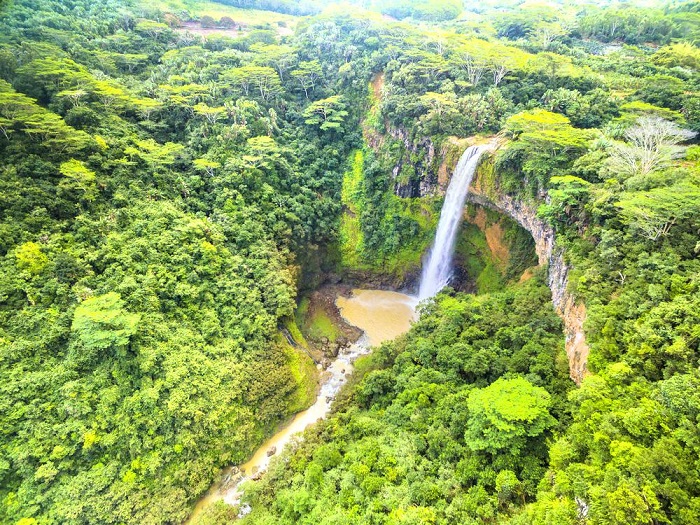 Thác nước trong công viên Quốc gia Black River Gorges - Du lịch đảo Mauritius