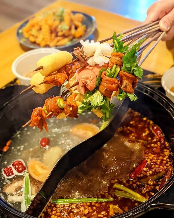 . Lẩu Xiên (Chuan chuan xiang) - món ngon Trùng Khánh phổ biến
