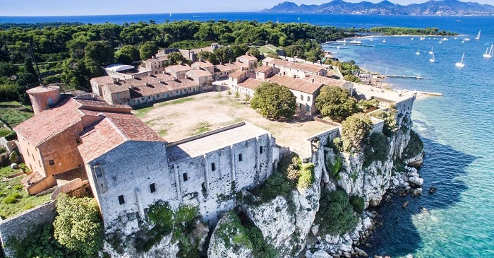Pháo đài Île Sainte-Marguerite được xếp hạng là Di tích Lịch sử - Du lịch Sainte Marguerite