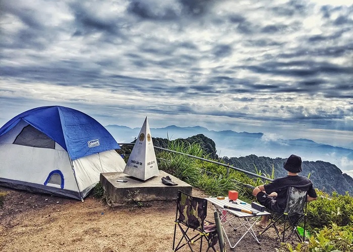 Chieu Lau Thi is a super beautiful camping site in Ha Giang