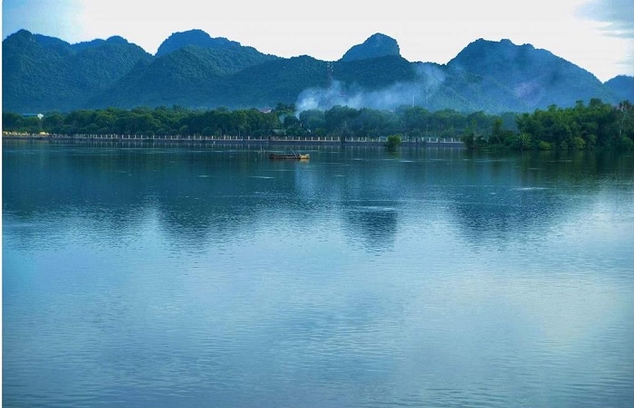 địa điểm cắm trại ở Ninh Bình - hồ Yên Thắng