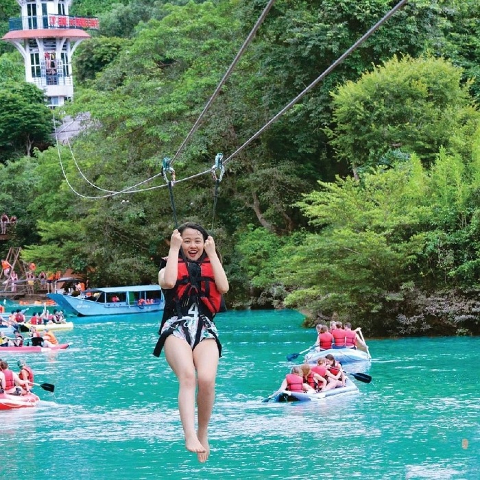 Sông Chày Hang Tối địa điểm trượt zipline ở Việt Nam nổi tiếng