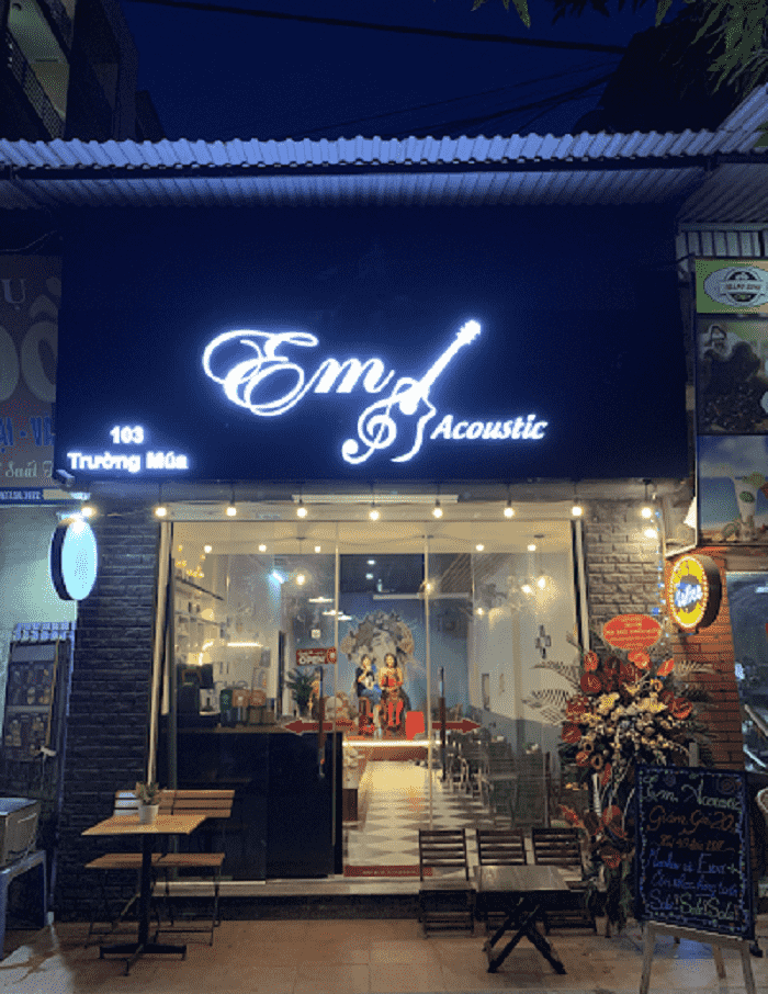 quán cafe Acoustic Hà Nội - Em Acoustic & Coffee