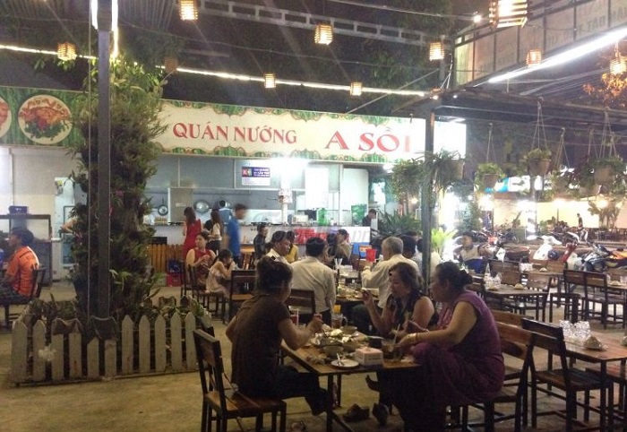 Famous pubs in Can Tho - A Soi barbecue restaurant