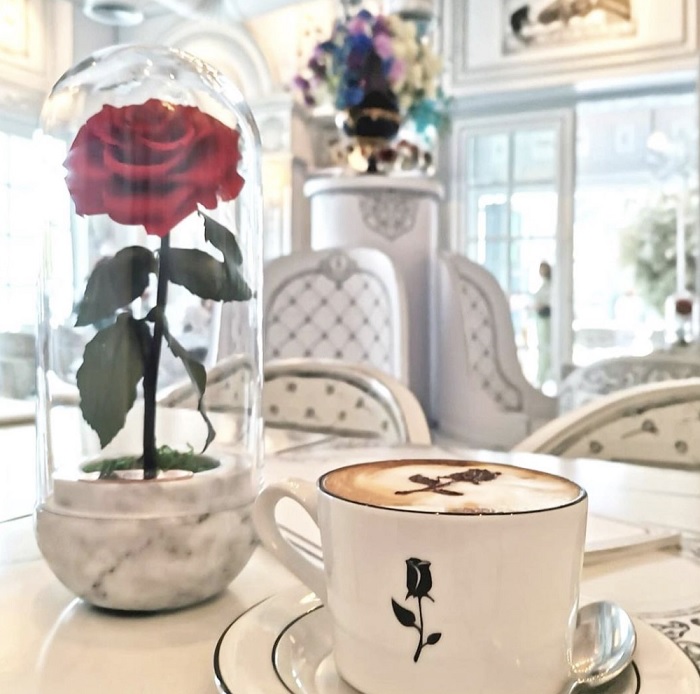 Forever Rose Cafe Dubai