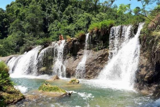 Hè này nhớ về thác Mơ Quảng Bình tắm mát, ngắm cảnh đẹp tuyệt vời