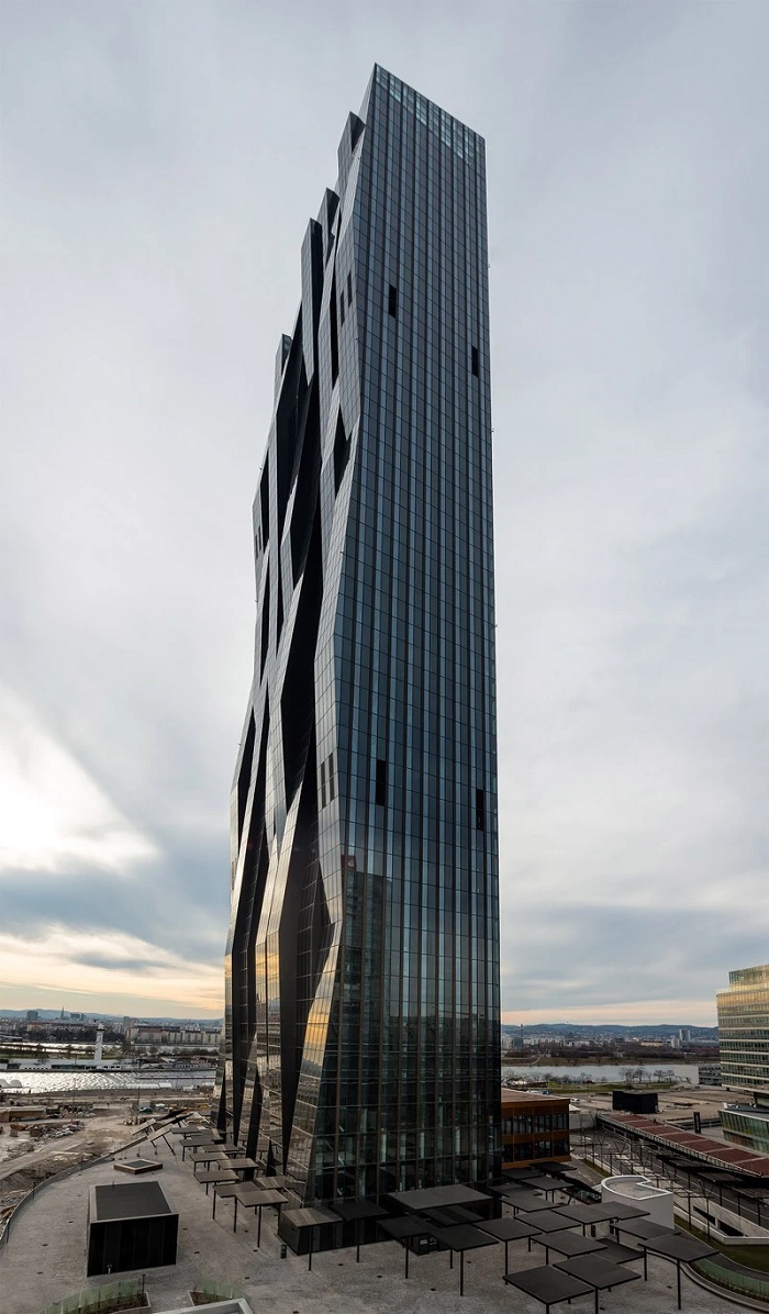 Tháp DC 1 - công trình kiến trúc đương đại ở Vienna