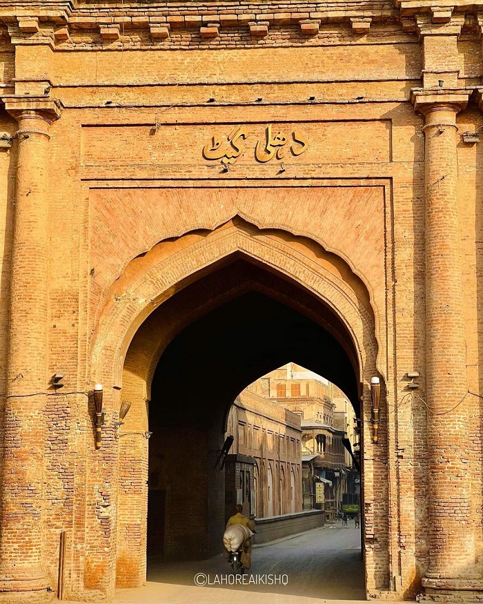  Cổng Buland Darwaza là cánh cổng đẹp trên thế giới nằm ở Ấn Độ