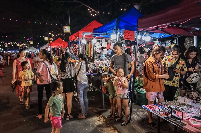 Hoạt động ở chợ đêm Sơn Trà Đà Nẵng