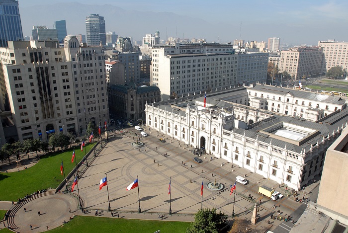 Chiêm ngưỡng cung điện La Moneda là điều nên làm tại thành phố Santiago Chile 