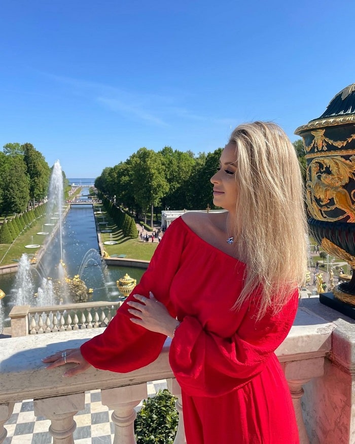 Sống ảo ở cung điện Peterhof Nga