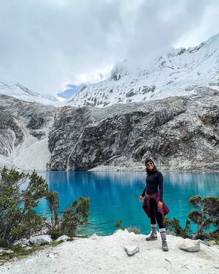 Hồ nước ở dãy núi Cordillera Blanca Peru