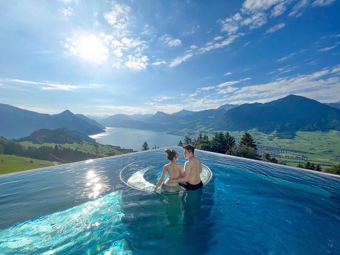 Villa Honegg là khách sạn có hồ bơi vô cực châu Âu đẹp không thể rời mắt