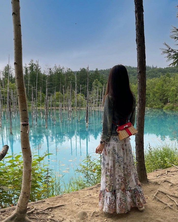 Trải nghiệm ở hồ xanh Biei Hokkaido Nhật Bản