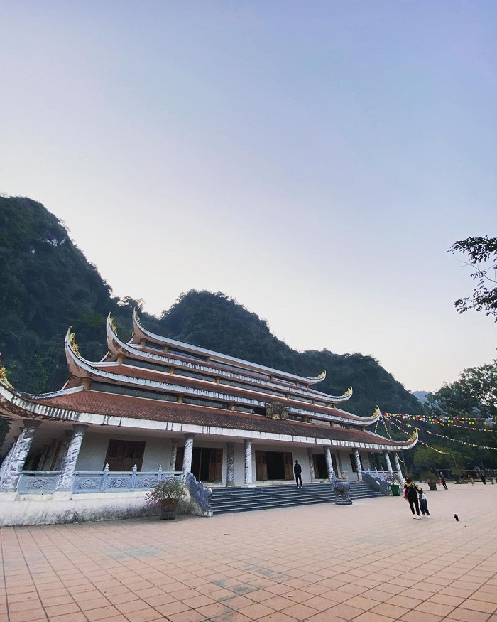 Khám phá Lạc Thủy Hòa Bình - khám phá vẻ đẹp của chùa Tiên 
