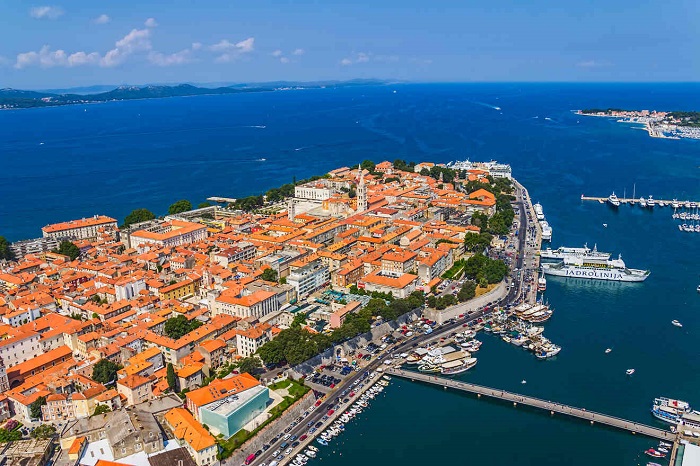 Thành phố Zadar Croatia chụp từ trên cao