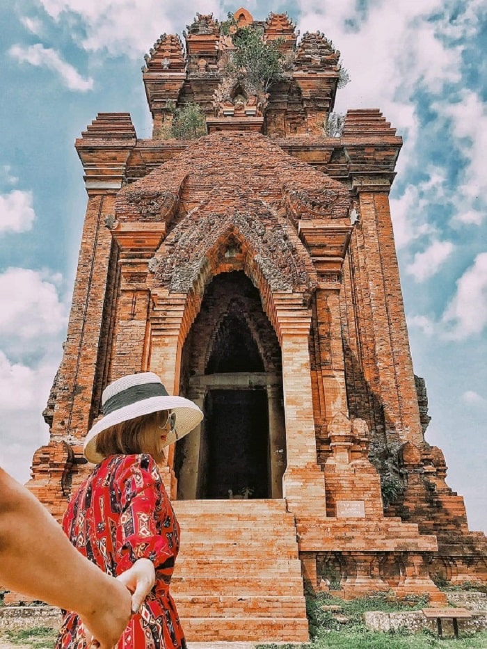 Sống ảo ở Tháp Hòa Lai Ninh Thuận 