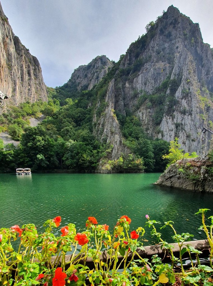 Hẻm núi Matka tuyệt đẹp - du lịch Bắc Macedonia