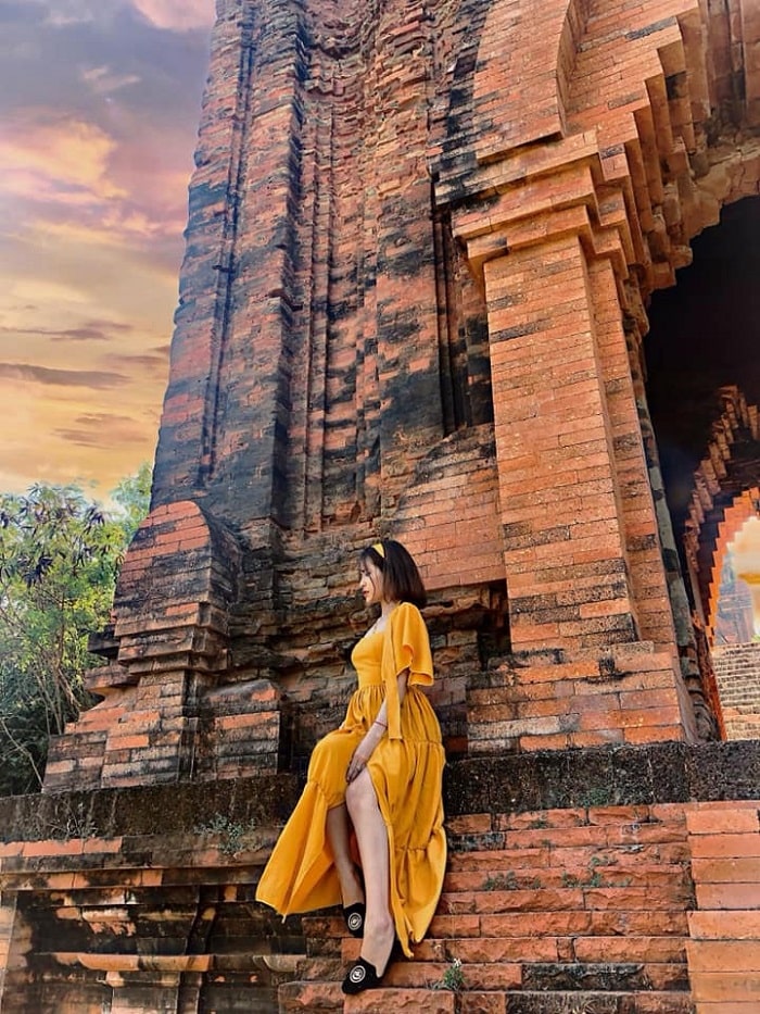 Sống ảo ở tháp Hòa Lai Ninh Thuận 