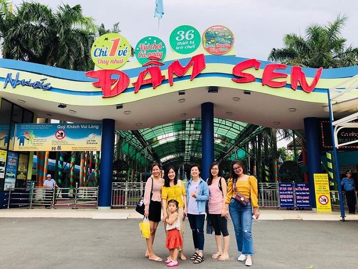 địa điểm tránh nóng ở Sài Gòn - công viên nước Đầm Sen