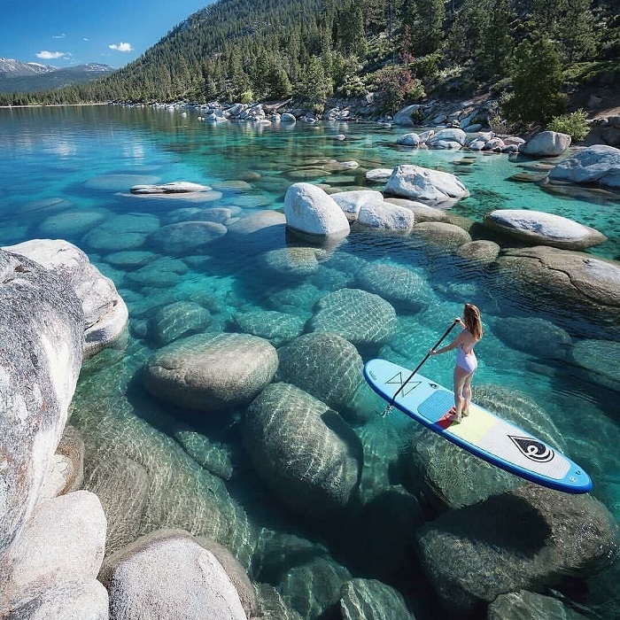Hồ Tahoe là hồ nước đẹp ở châu Mỹ mang lại nhiều trải nghiệm thú vị