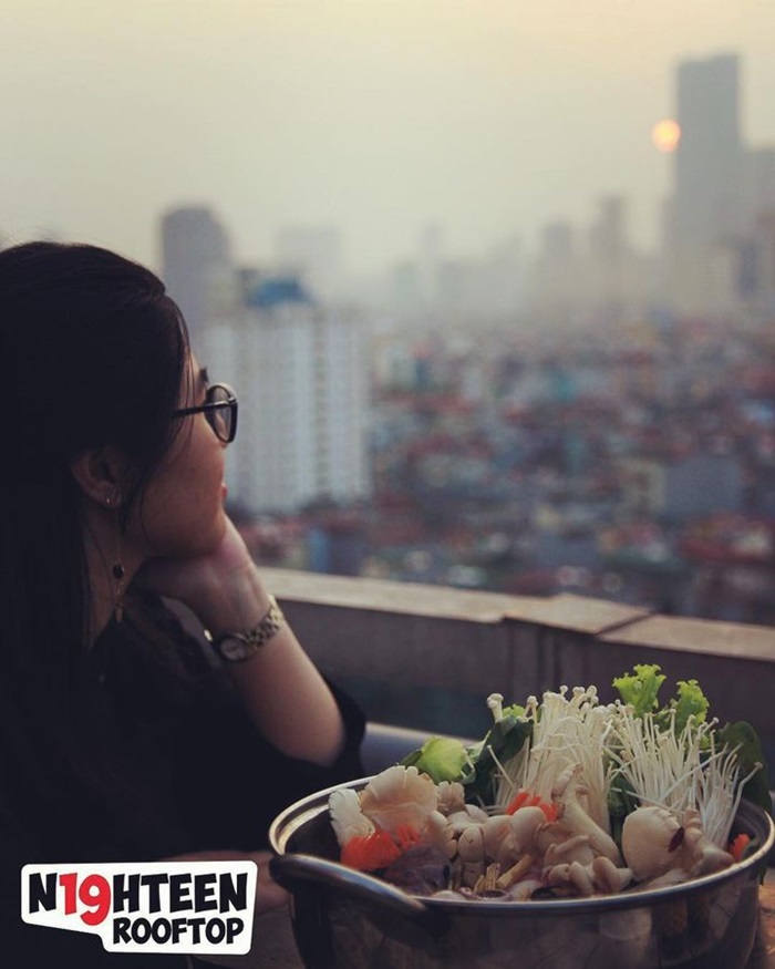 nhà hàng trên cao view đẹp Hà Nội - Nighteen Rooftop Hotpot
