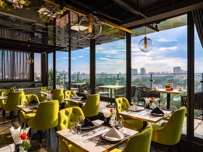 nhà hàng trên cao view đẹp Hà Nội - Panorama Restaurant & Bar