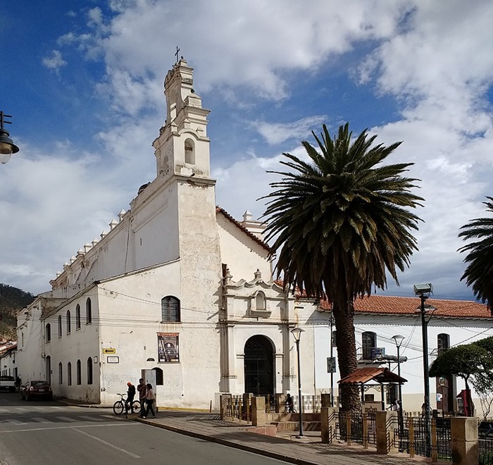 Nhà thờ Đức Mẹ La Merced là một trong những nhà thờ đẹp ở Bolivia